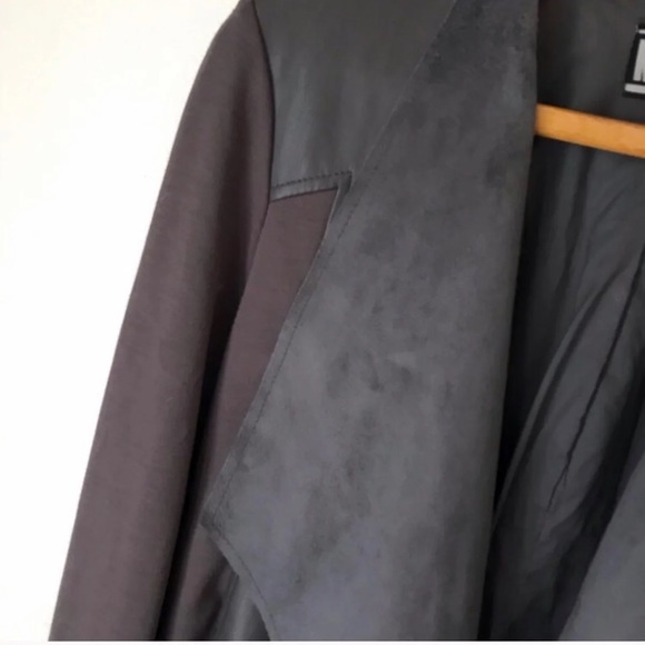 Kut from the Kloth Brown open front drape jacket. - Picture 5 of 8